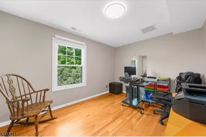 9 Mills Ct, Raritan Township, NJ 08822 - Photo 30