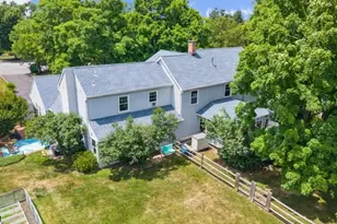 9 Mills Ct, Raritan Township, NJ 08822 - Photo 2