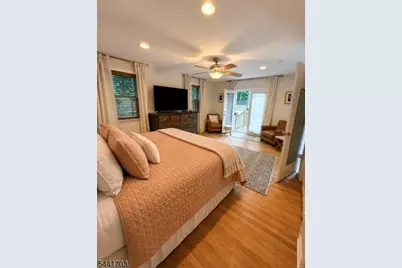 11 Monroe Avenue, Roseland, NJ 07068 - Photo 8