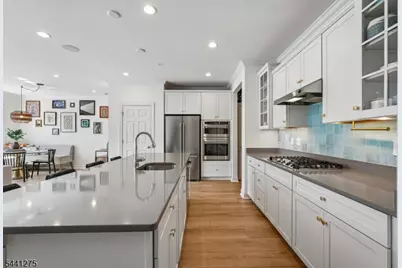 63 Sequoia Dr, Cedar Grove, NJ 07009 - Photo 4