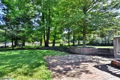 11 Mountain Ridge Dr, Wayne, NJ 07470 - Photo 24
