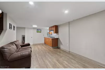 825 McCandless Pl, Linden, NJ 07036 - Photo 20