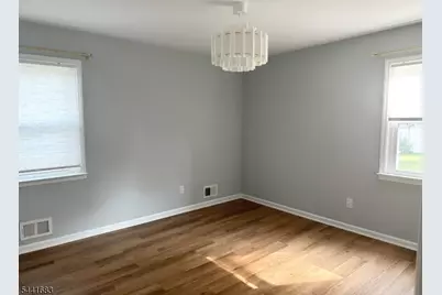 546 Carleton Rd, Westfield Town, NJ 07090 - Photo 10