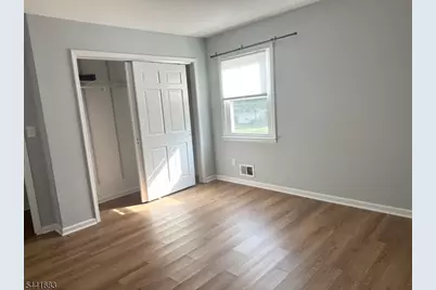 546 Carleton Rd, Westfield Town, NJ 07090 - Photo 12