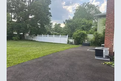 546 Carleton Rd, Westfield Town, NJ 07090 - Photo 30