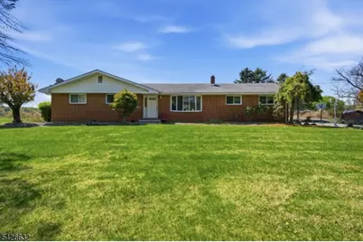 131 Califon Rd, Washington Township, NJ 07853 - Photo 2