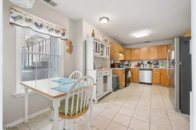 128 Arbor Way, Branchburg Township, NJ 08876 - Photo 8