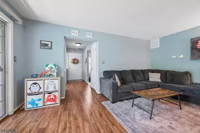 128 Arbor Way, Branchburg Township, NJ 08876 - Photo 14