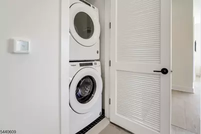 256 Park St #201, Montclair, NJ 07043 - Photo 10