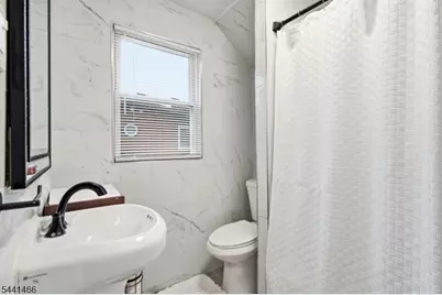 375 Miller St, Union Township, NJ 07088 - Photo 16