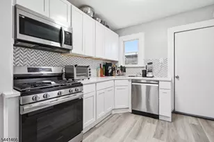 375 Miller St, Union Township, NJ 07088 - Photo 6