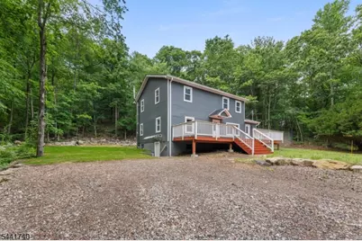 557 Burnt Meadow Rd, West Milford Twp., NJ 07421 - Photo 6