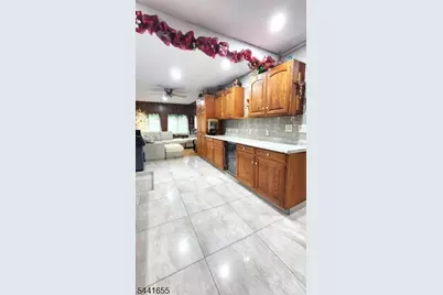 11 N Clark St, Ogdensburg, NJ 07439 - Photo 18