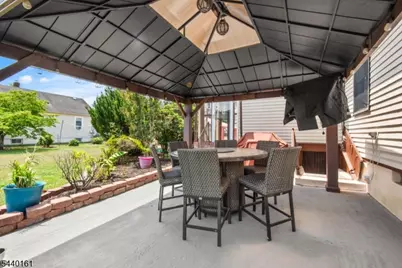 26 N 9th Ave, Manville, NJ 08835 - Photo 8