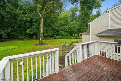 63 Edgewood Dr, Florham Park, NJ 07932 - Photo 24