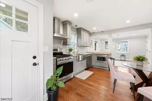 7 Main Terrace, Bloomfield, NJ 07003 - Photo 4