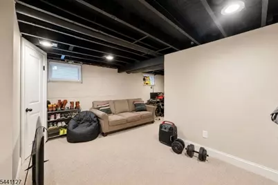 7 Main Ter, Bloomfield, NJ 07003 - Photo 14