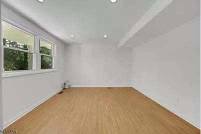 5 Fairview Ave, West Orange Township, NJ 07052 - Photo 10