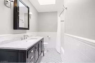 31 Stone Row Ln, Jefferson Township, NJ 07438 - Photo 18