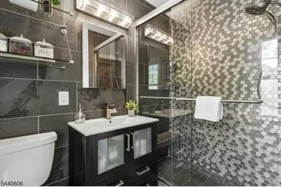 2 Kendall Ave, South Orange, NJ 07079 - Photo 22