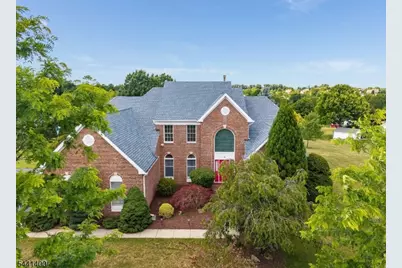 3 Stark Ct, Raritan Township, NJ 08551 - Photo 1