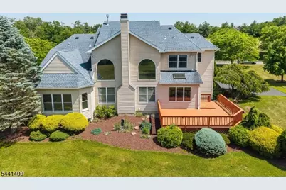 3 Stark Ct, Raritan Township, NJ 08551 - Photo 2