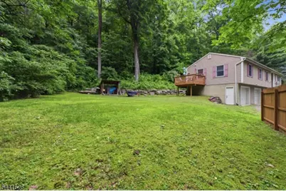 51 W Shore Dr, Vernon, NJ 07462 - Photo 32