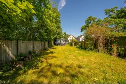 810 Spruce St, Roselle, NJ 07203 - Photo 24