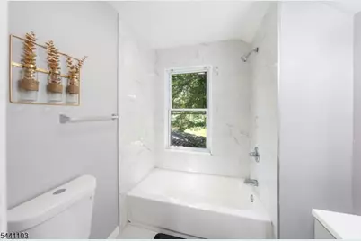 810 Spruce St, Roselle, NJ 07203 - Photo 16
