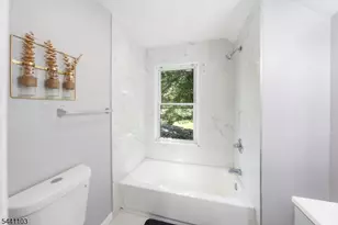 810 Spruce St, Roselle, NJ 07203 - Photo 16