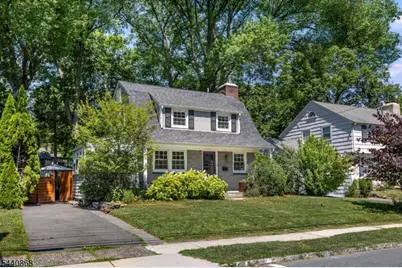 20 College Ave, Montclair, NJ 07043 - Photo 2