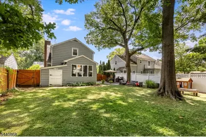 20 College Ave, Montclair, NJ 07043 - Photo 46