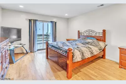 24 12th Ave, Paterson, NJ 07501 - Photo 12