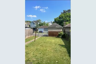 364 Thomas St, Phillipsburg, NJ 08865 - Photo 32