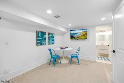 651 Grove St, Montclair, NJ 07043 - Photo 40