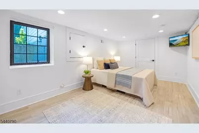 651 Grove St, Montclair, NJ 07043 - Photo 38
