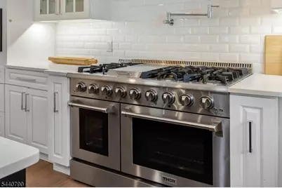 651 Grove St, Montclair, NJ 07043 - Photo 16