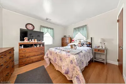 279 Bergen Blvd, Woodland Park, NJ 07424 - Photo 12