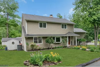30 Laurel Dr, Wayne Twp., NJ 07470 - Photo 2