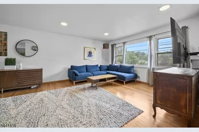 760 Grove St, Clifton, NJ 07013 - Photo 4