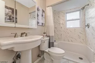 29 Stewartsville Rd, Franklin Township, NJ 08886 - Photo 18