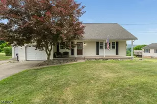 29 Stewartsville Rd, Franklin Township, NJ 08886 - Photo 2