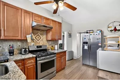 630 Madison Ave, Paterson, NJ 07514 - Photo 10