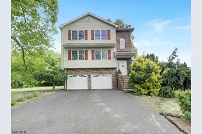 41 N 18th St, Kenilworth, NJ 07033 - Photo 2
