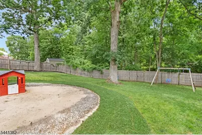19 Glenview Dr, West Orange Township, NJ 07052 - Photo 20