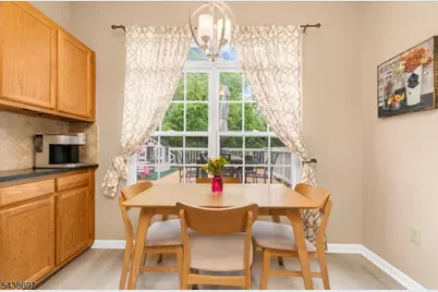 8 Cottage Pl, Branchburg Township, NJ 08876 - Photo 12