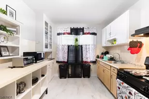 42 Harding Terrace, Newark, NJ 07112 - Photo 8
