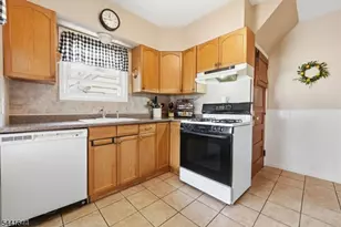 112 Grove Ave, Verona, NJ 07044 - Photo 8