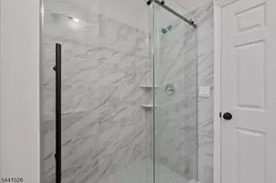 35 West End Ave, Newark, NJ 07106 - Photo 32