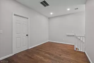 35 West End Ave, Newark, NJ 07106 - Photo 20